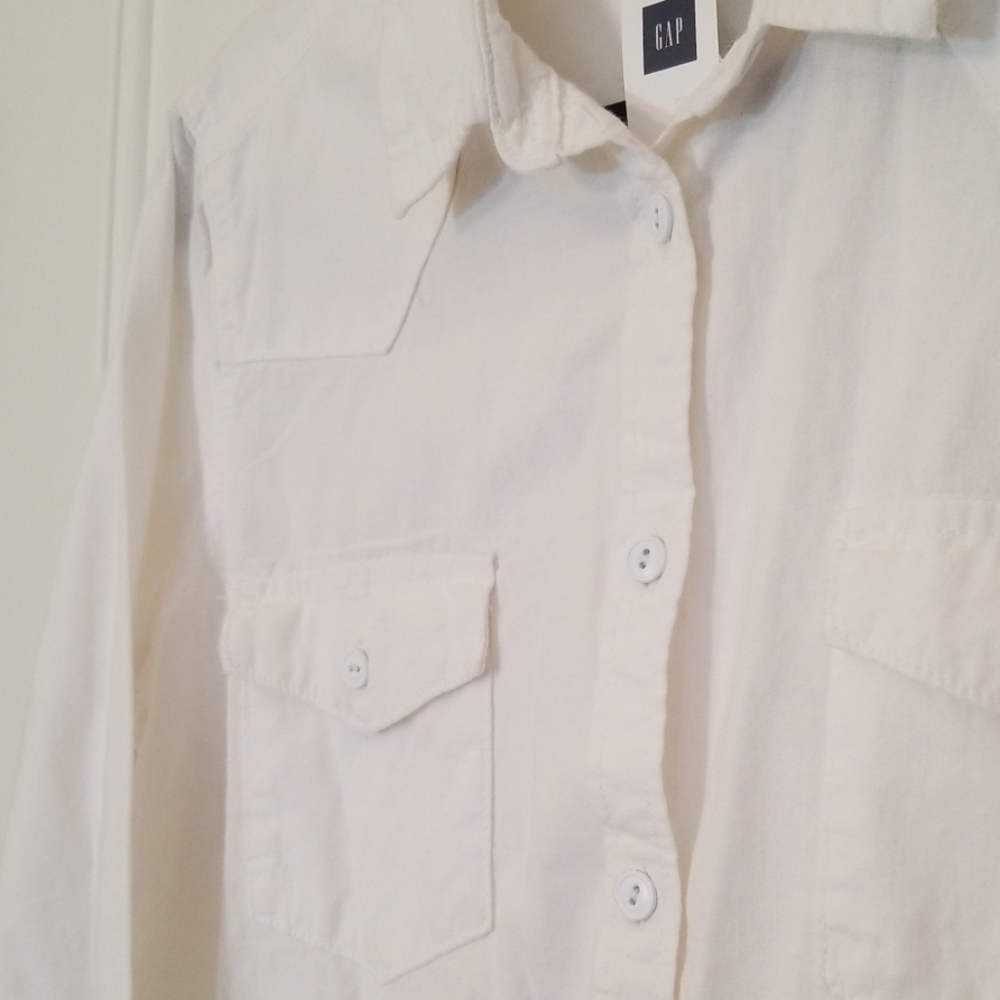 Gap button top - Picture 2 of 4